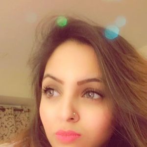 Meet your Posher, Fatima